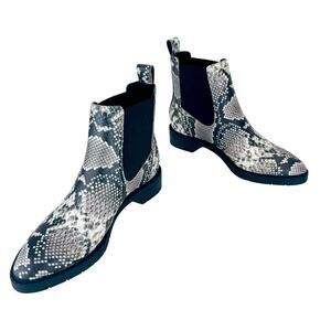 Treasure & Bond Gabriela Women Chelsea Boot Sz 5.5 Faux Leather Snake Print New